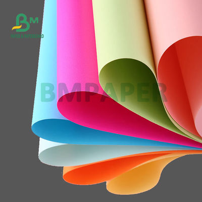 DIY ক্রাফট 1350 মিমি ক্লিয়ার ইমেজের জন্য 100 - 250gsm লাল রঙের আনকোটেড ব্রিস্টল পেপার