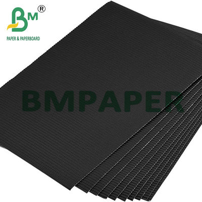 প্যাকেজিংয়ের জন্য 120g + 120g 2-প্লাই এফ কর্ফারেটেড কার্ডবোর্ড কাগজ কালো রঙ