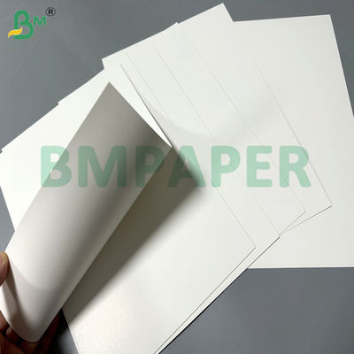 ব্যাটারি প্যাকেজিংয়ের জন্য 250gsm 300gsm কোটিং করা 1 সাইড সাদা ব্লিস্টার কার্ডবোর্ড FBB 61x86cm