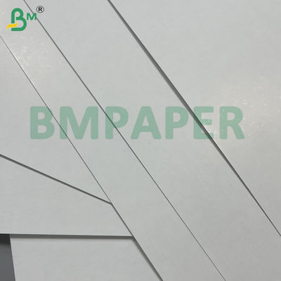 300g-330g ব্লু কোর মসৃণ স্থায়িত্ব ইকো-বন্ধুত্বপূর্ণ হোয়াইট লেপা পোকার পেপার খেলার কার্ড তৈরির জন্য