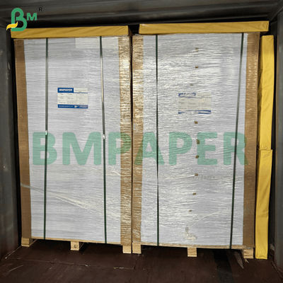 প্যাকেজিং কুশনিংয়ের জন্য সাদা রঙের একমুখী কর্গুয়েটেড কাগজ