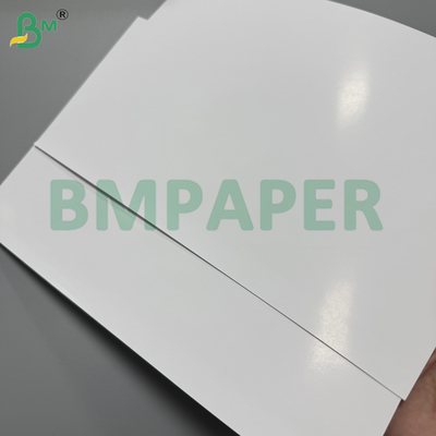 ডিজিটাল প্রেসের জন্য 300 গ্রাম প্রিমিয়াম 2 পক্ষের চকচকে লেপযুক্ত কাগজ SRA3 450mmx320mm