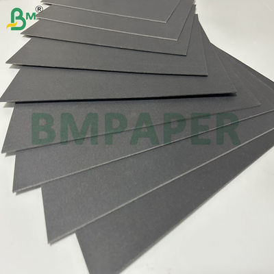 300 গ্রাম 350 গ্রাম উপহার প্যাকেজ বক্সের জন্য আনকোটিং ব্ল্যাক ক্রাফ্ট পেপার 31 x 43 ইঞ্চি