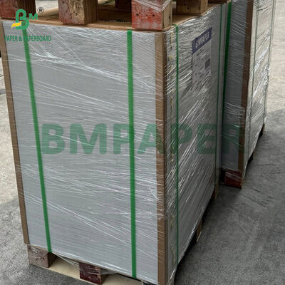 310GSM 320GSM অ্যান্টি-ফাল্গ লাইটপ্রুফ ব্ল্যাক কোর কার্ডবোর্ড ট্রেডিং কার্ড গেমসের জন্য